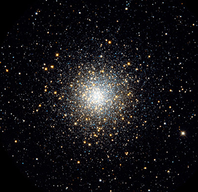 M10 (NGC 6254) es un cúmulo globular, de magnitud 6.6, que se encuentra en la constelación de Ofiuco. Crédito:Till Credner, Sven Kohle (Bonn University), Hoher List Observatory