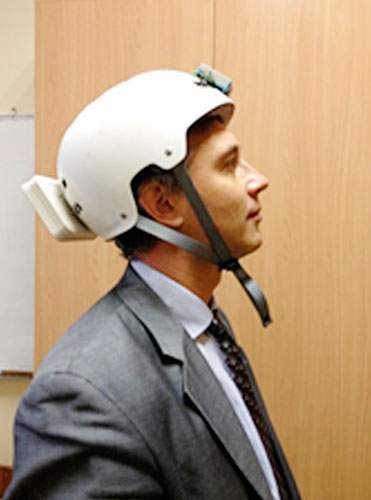 Diseño de un casco medidor de aceleraciones para corregir las señales vestibulares con ayuda de estimulación galvánica