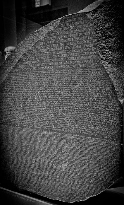 a famosa piedra Rosseta, tomada de Juan Ramón Jiménez, en www.flickr.com