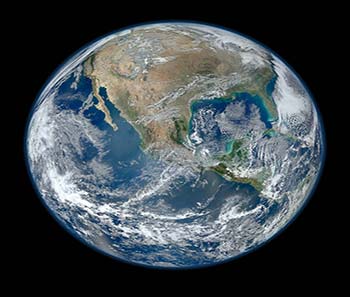  Imagen “Blue Marble” de la Tierra tomada con el sensor VIIRS (visible-infrarojo) del satélite Suomi NPP de la NASA. 