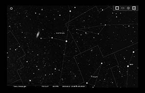 Carta para localizar M31, en la constelación de Andrómeda. Imagen construida utilizando Stellarium