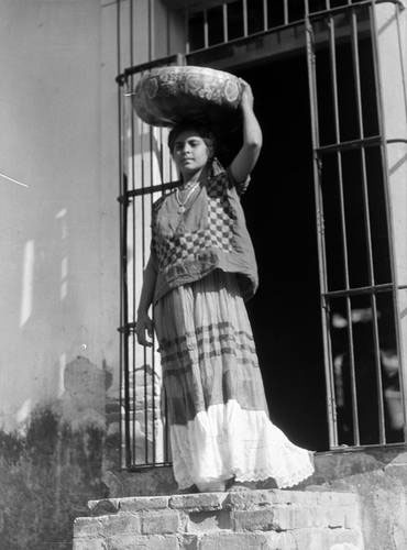 Fotografía tomada por Tina Modotti. Cortesía de La Jornada